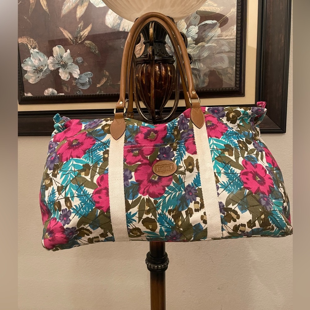 Gitano Please Check All Picture Of Condition - image 3